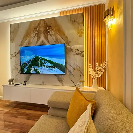 Emar Luxury Apartment