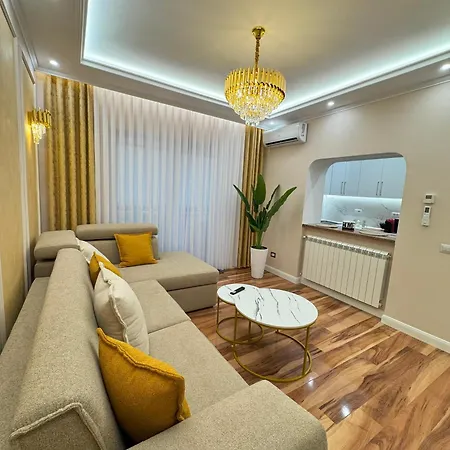Emar Luxury Apartment