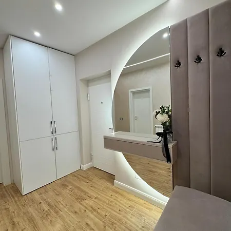 Emar Luxury 아파트 *