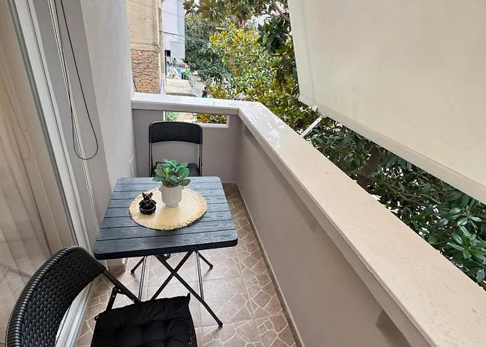 Emar Luxury Apartment *